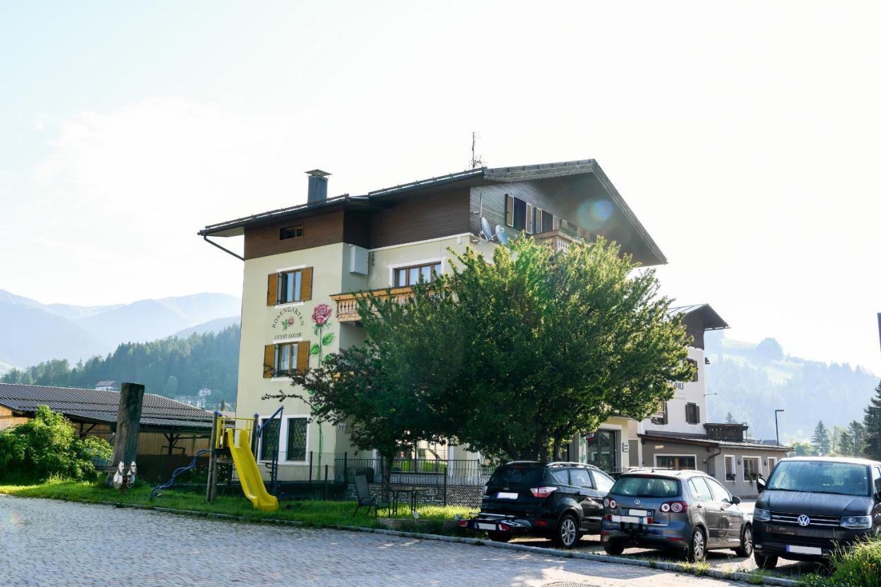 Guesthouse Rosengarten Dobbiaco Exterior foto